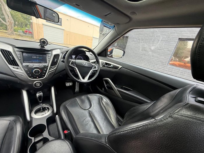 2012 Hyundai Veloster + FS2 Vitamin C