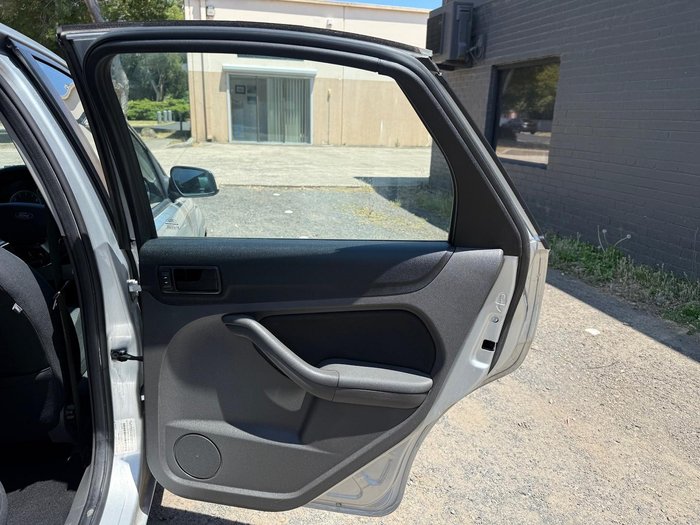 2007 Ford Focus LX LT Pure Silver