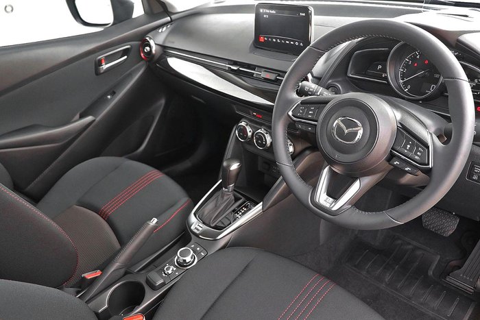 2025 Mazda 2 G15 Evolve