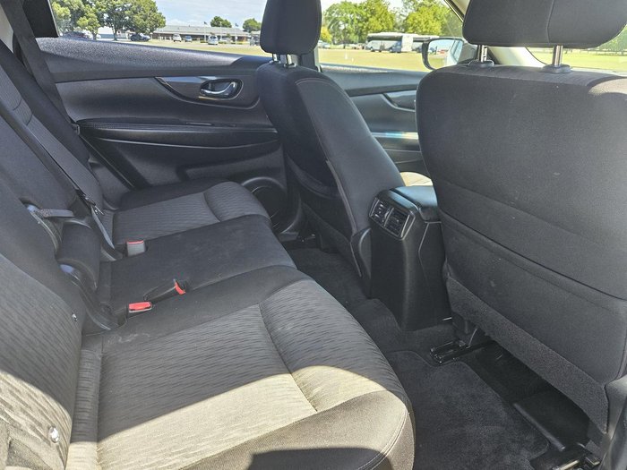 2018 Nissan X-TRAIL ST