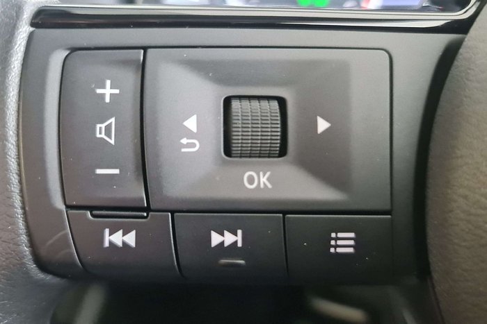 2024 Nissan X-TRAIL ST