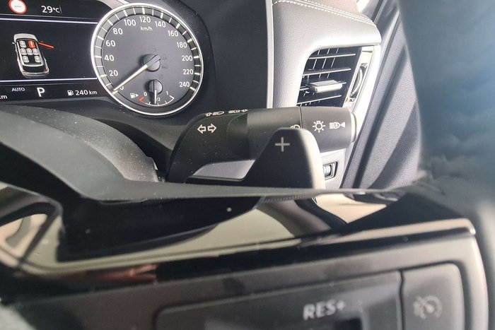 2025 Nissan X-TRAIL ST-L