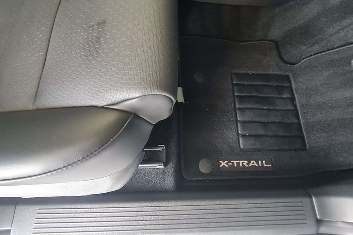 2025 Nissan X-TRAIL ST-L