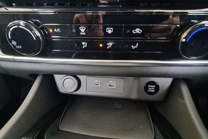 2025 Nissan X-TRAIL ST