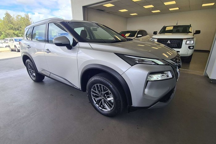 2025 Nissan X-TRAIL ST