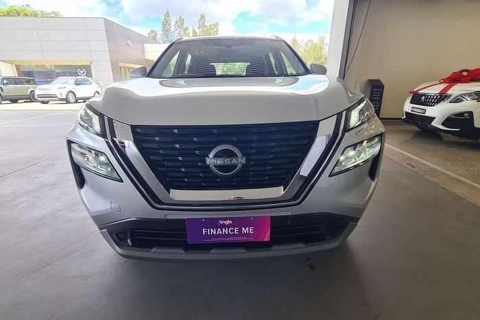 2025 Nissan X-TRAIL ST