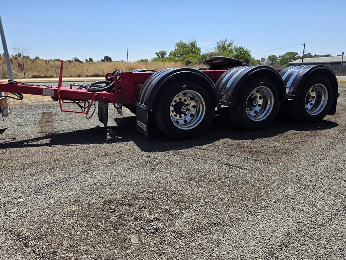 2025 Freightmore Tri