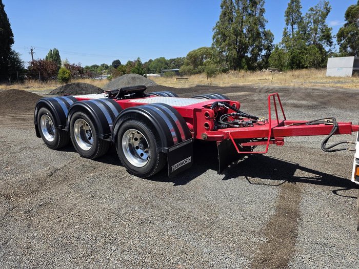 2025 Freightmore Tri