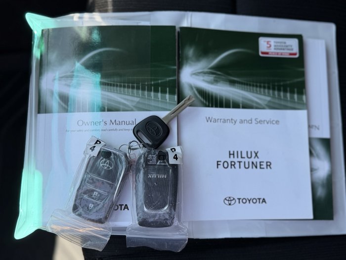 2021 Toyota Hilux SR5