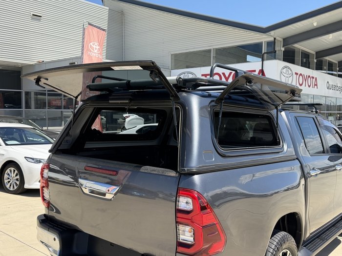 2021 Toyota Hilux SR5