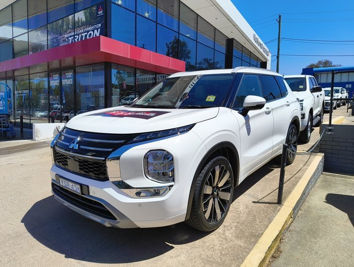 2025 Mitsubishi Outlander