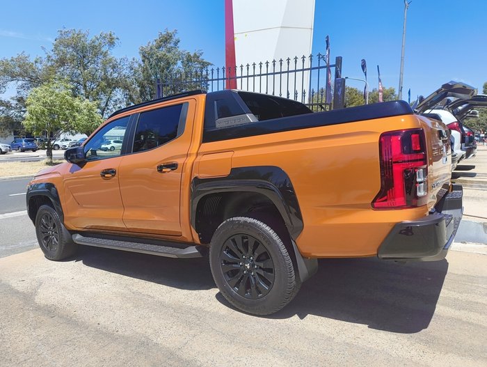 2025 Mitsubishi Triton Triton GSR 2.4L D 6AT 4X4 DC