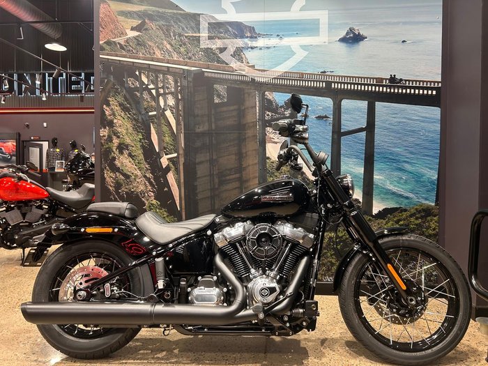 Harley-Davidson Street Bob 117 (FXBB) Softail
