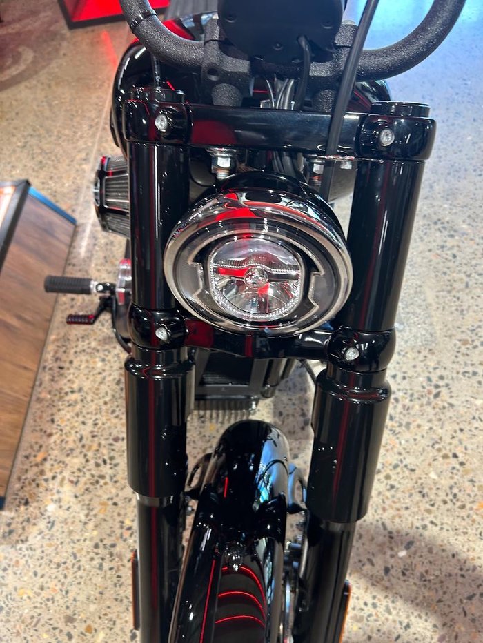 2025 Harley-Davidson Street Bob 117 (FXBB) Softail Black
