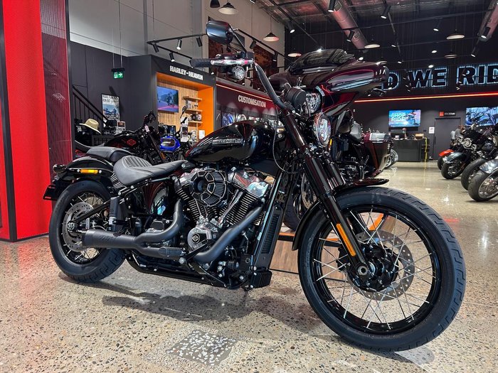 2025 Harley-Davidson Street Bob 117 (FXBB) Softail Black