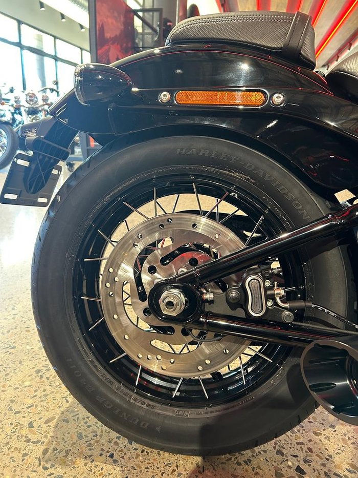 2025 Harley-Davidson Street Bob 117 (FXBB) Softail Black