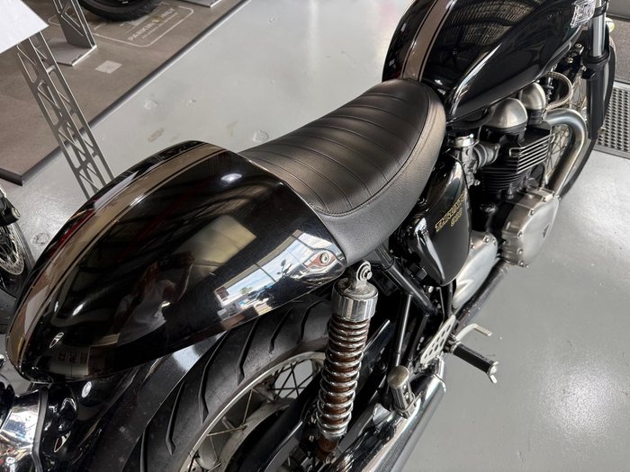 2008 Triumph Thruxton 900 Thruxton Black