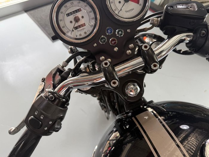 2008 Triumph Thruxton 900 Thruxton Black