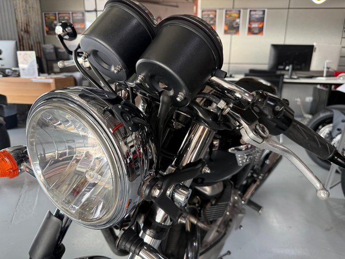 2008 Triumph Thruxton 900 Thruxton Black