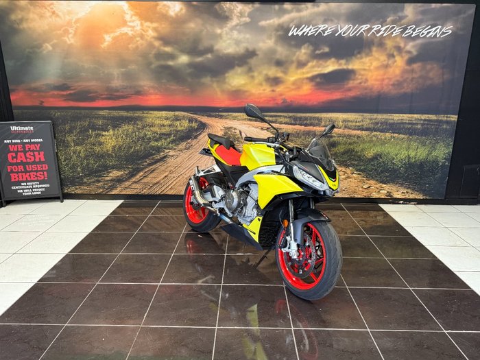 2021 APRILIA TUONO YELLOW
