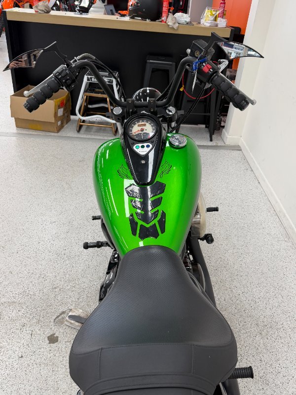 2018 Kawasaki VULCAN 900 (VN900) CLASSIC Green