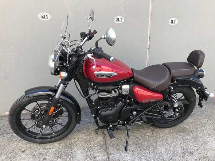 2023 Royal Enfield Meteor 350 Supernova