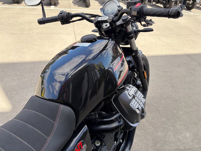 2023 MOTO GUZZI V7 STONE Black