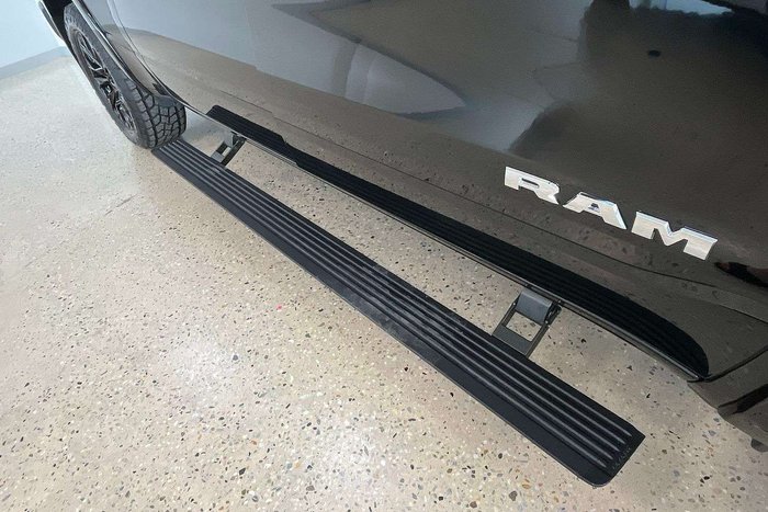 2025 RAM 1500 Laramie Sport Hurricane SO RamBox