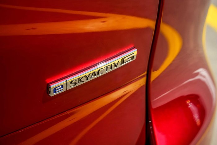 2025 Mazda CX-60 G40e Evolve