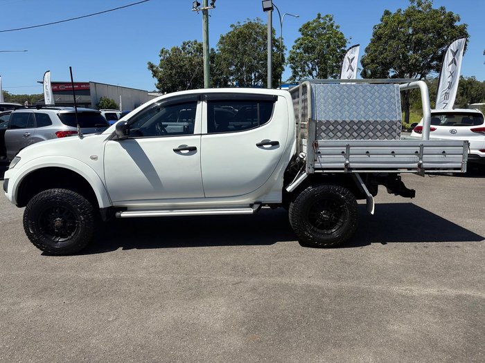 2014 Mitsubishi Triton GLX