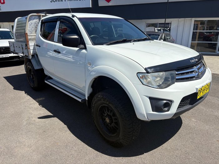 2014 Mitsubishi Triton GLX