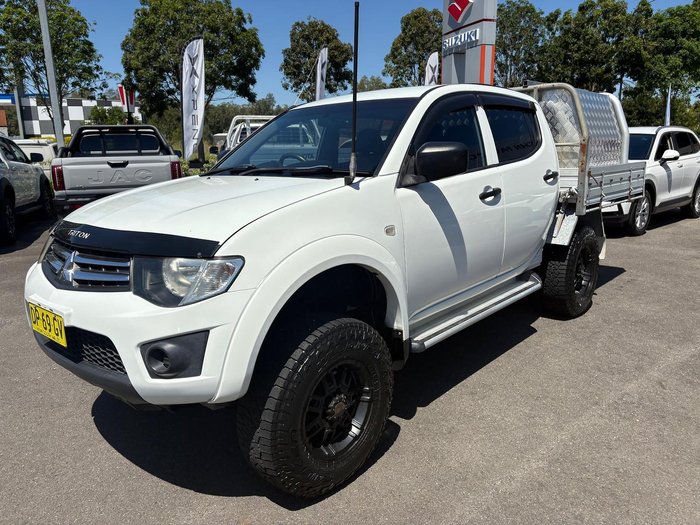 2014 Mitsubishi Triton GLX