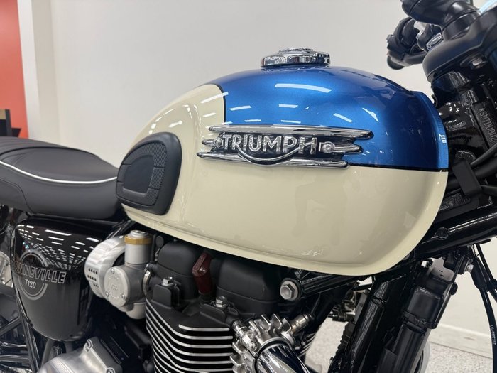 2026 Triumph 2026 Triumph 1200CC BONNEVILLE T120 Road Blue