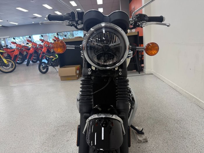 2026 Triumph 2026 Triumph 1200CC BONNEVILLE T120 Road Blue