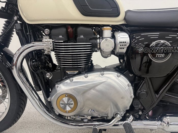 2026 Triumph 2026 Triumph 1200CC BONNEVILLE T120 Road Blue