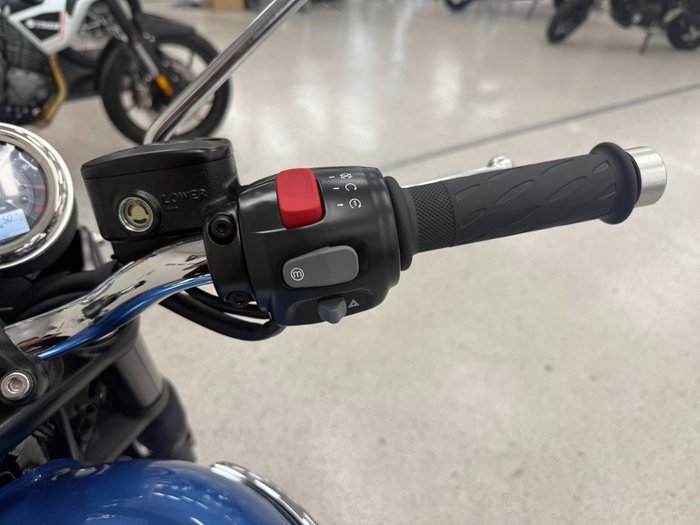 2026 Triumph 2026 Triumph 1200CC BONNEVILLE T120 Road Blue