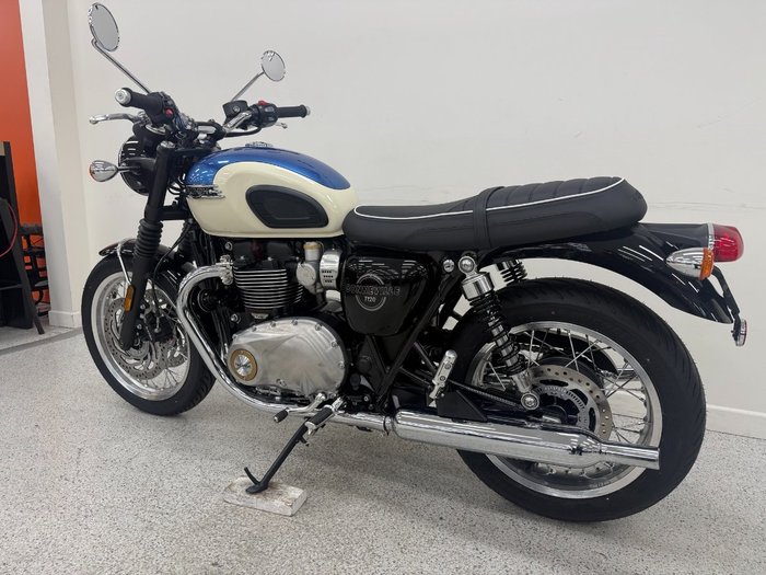 2026 Triumph 2026 Triumph 1200CC BONNEVILLE T120 Road Blue