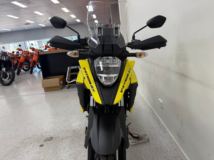 2025 Suzuki 2025 Suzuki 250CC V-STROM 250SX (DS250RLM5) Yellow