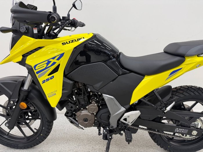 2025 Suzuki 2025 Suzuki 250CC V-STROM 250SX (DS250RLM5) Yellow