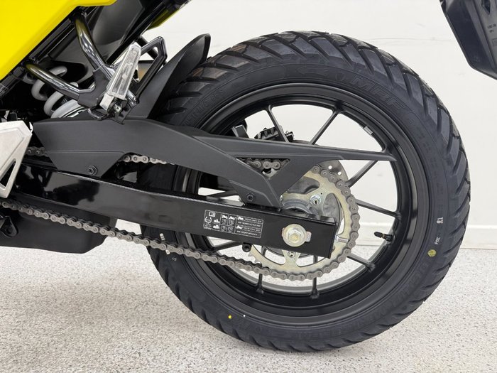 2025 Suzuki 2025 Suzuki 250CC V-STROM 250SX (DS250RLM5) Yellow