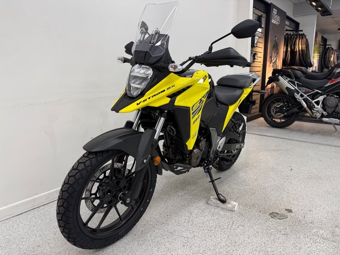2025 Suzuki 2025 Suzuki 250CC V-STROM 250SX (DS250RLM5) Yellow