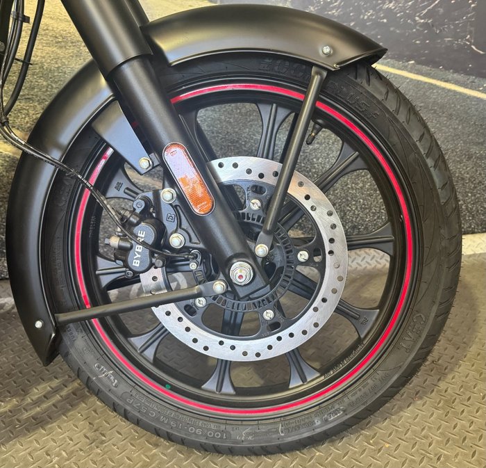 2024 Royal Enfield CLASSIC 350 DARK Black