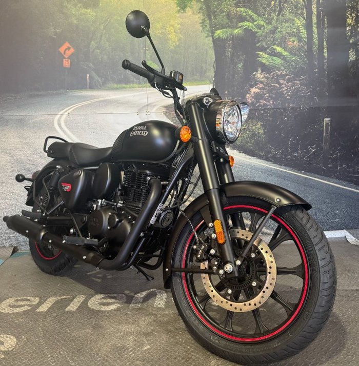 2024 Royal Enfield CLASSIC 350 DARK Black