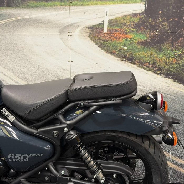 2025 Royal Enfield SHOTGUN 650 Grey