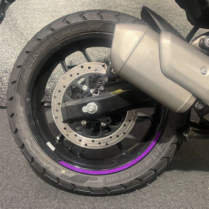 2025 Royal Enfield Guerrilla 450 Playa Black