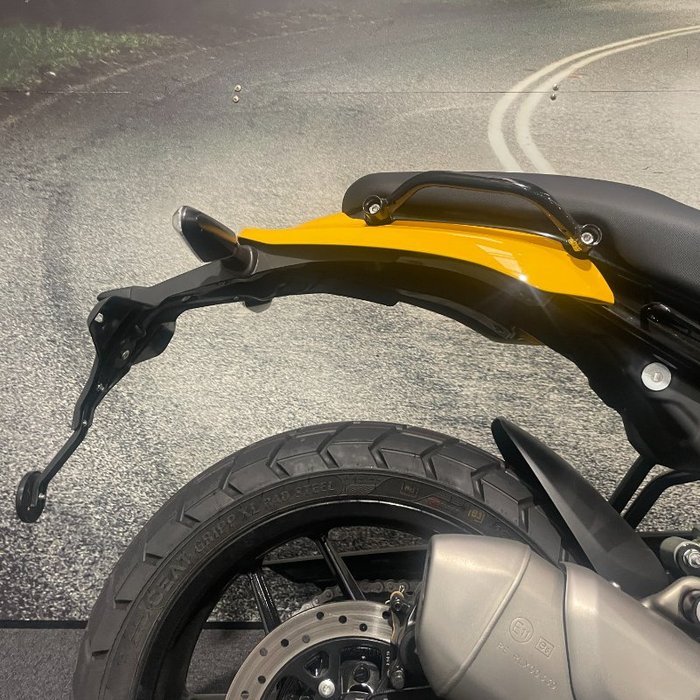 2025 Royal Enfield Guerrilla 450 Playa Black