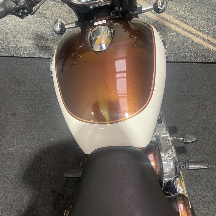 2025 Royal Enfield 2025 Royal Enfield 350CC CLASSIC 350 CHROME ROAD