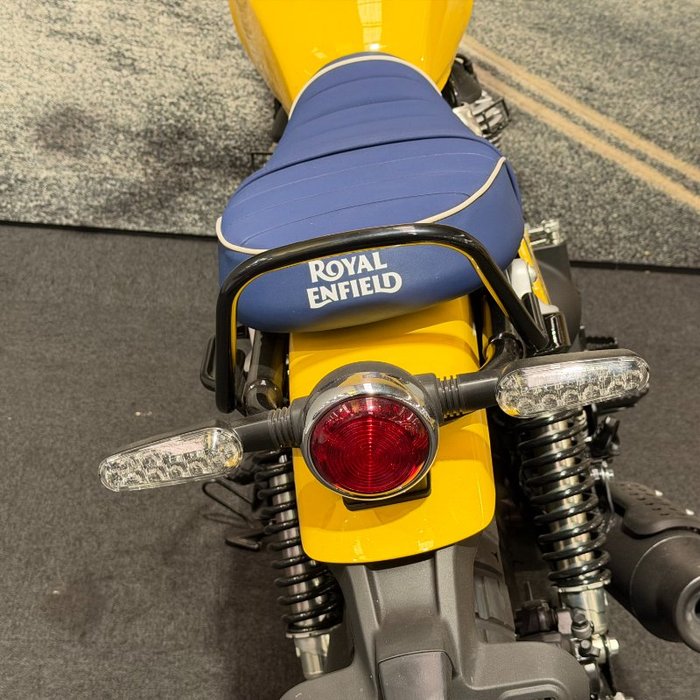 2025 Royal Enfield 2025 650CC INTERCEPTOR BEAR 650 Road CELESTIAL RED