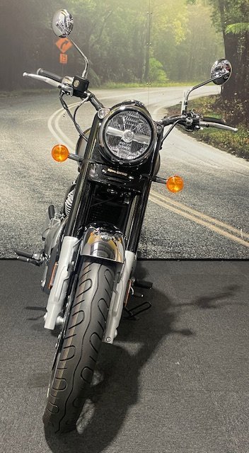 2025 Royal Enfield CLASSIC 650 Black
