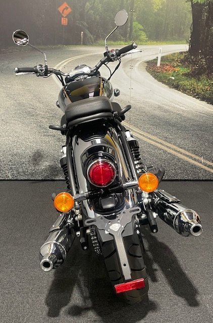 2025 Royal Enfield CLASSIC 650 Black